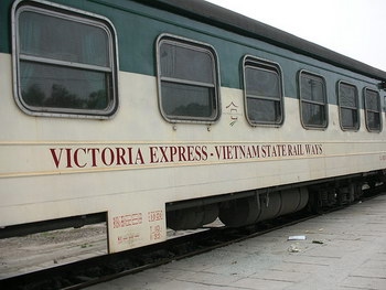 Tàu Victoria Express  ( Tàu du lịch cao cấp)